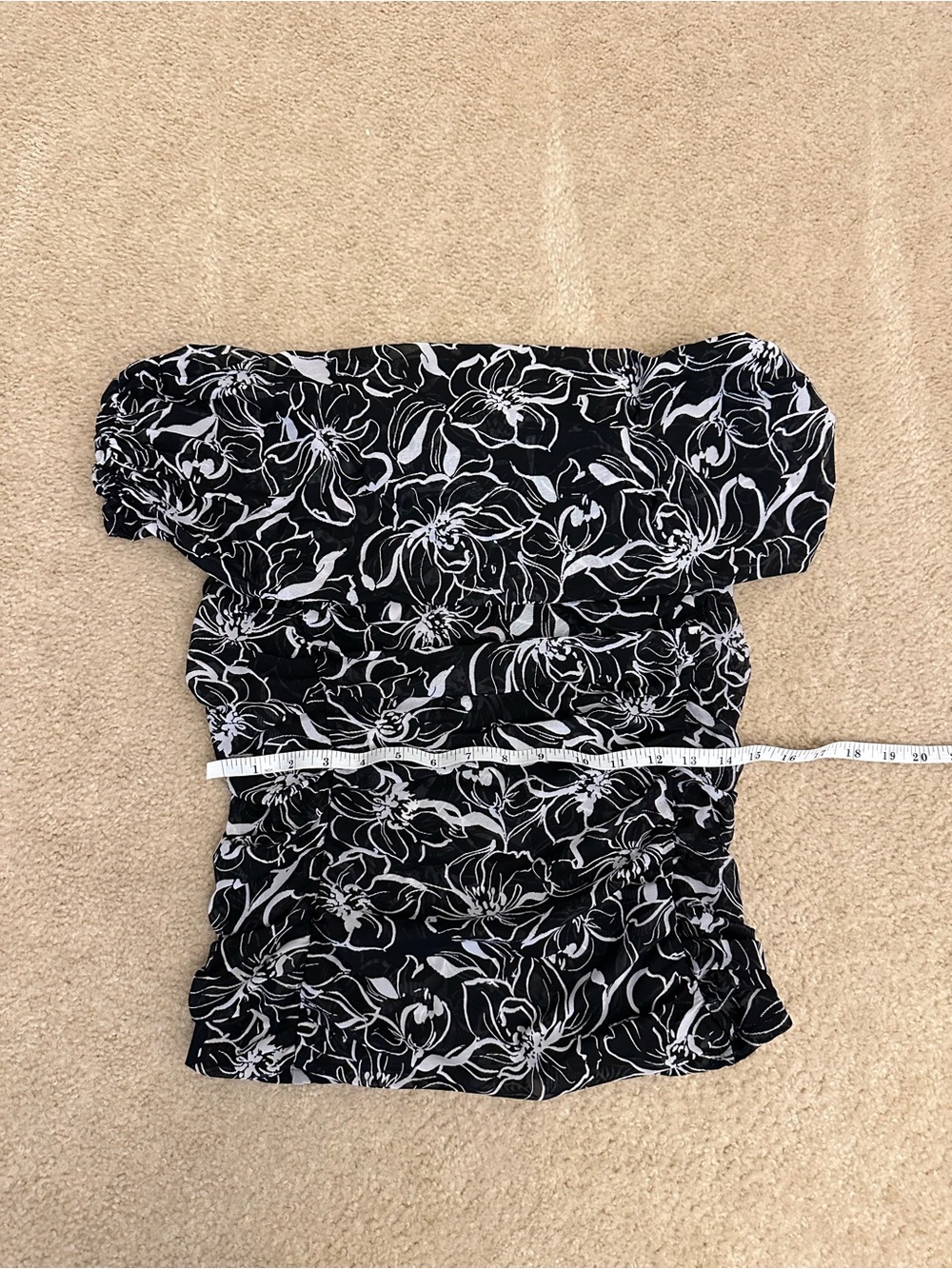 White House Black Market Black & White Floral Off-Shoulder Women's Top